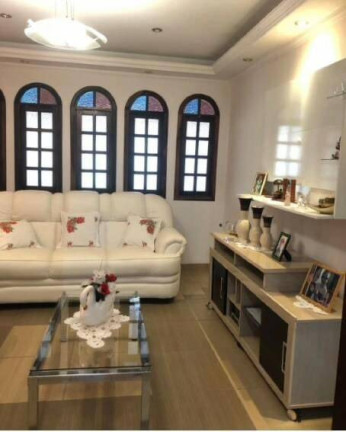 Imagem Casa com 4 Quartos à Venda, 213 m² em Jardim Bom Pastor - Carapicuíba Imagem Casa com 4 Quartos à Venda, 213 m² em Jardim Bom Pastor - Carapicuíba