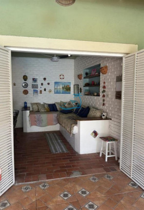 Imagem Casa com 3 Quartos à Venda, 180 m² em Estufa I - Ubatuba Imagem Casa com 3 Quartos à Venda, 180 m² em Estufa I - Ubatuba