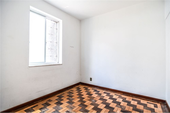 Imagem Imóvel com 1 Quarto à Venda, em Passo Da Areia - Porto Alegre Imagem Imóvel com 1 Quarto à Venda, em Passo Da Areia - Porto Alegre