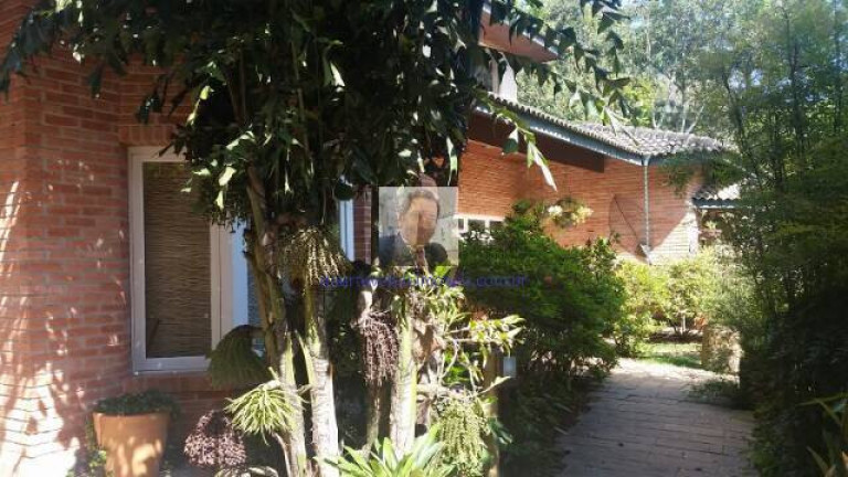 Imagem Casa com 4 Quartos à Venda, 46 m² em Granja Viana Ii - Cotia Imagem Casa com 4 Quartos à Venda, 46 m² em Granja Viana Ii - Cotia