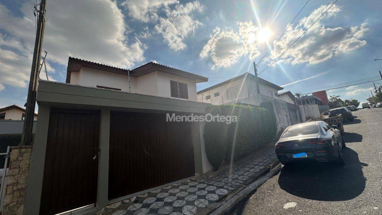 Imagem Casa com 3 Quartos para Alugar, 318 m² em Santa Rosalia - Sorocaba