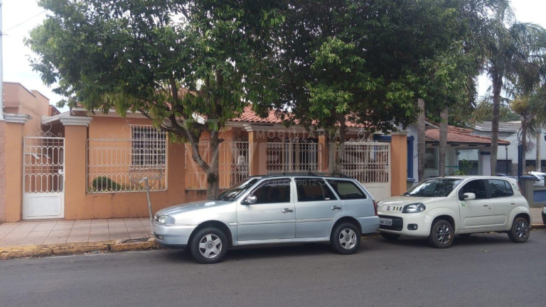 Casa com 2 Quartos à Venda, 255 m² em Centro - Itapetininga