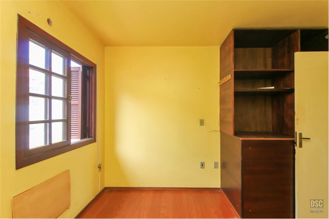 Imagem Casa com 2 Quartos à Venda, em Vila Nova - Porto Alegre Imagem Casa com 2 Quartos à Venda, em Vila Nova - Porto Alegre