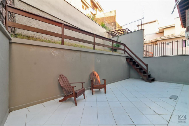 Imagem Casa com 3 Quartos à Venda, em Nonoai - Porto Alegre Imagem Casa com 3 Quartos à Venda, em Nonoai - Porto Alegre