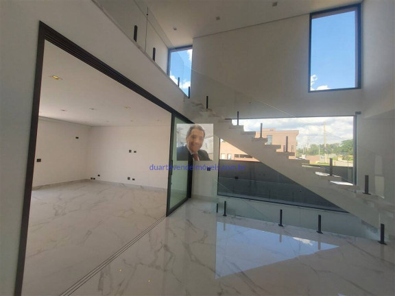 Imagem Casa com 4 Quartos à Venda, 486 m² em Granja Viana - Cotia Imagem Casa com 4 Quartos à Venda, 486 m² em Granja Viana - Cotia