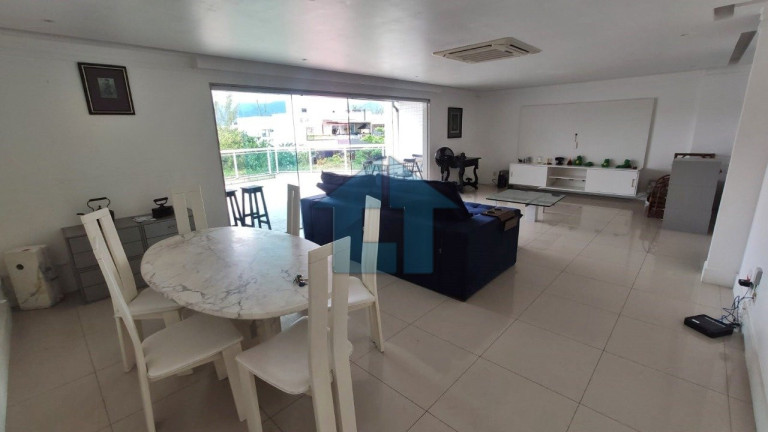 Apartamento com 3 Quartos para Alugar,  em Recreio Dos Bandeirantes - Rio De Janeiro