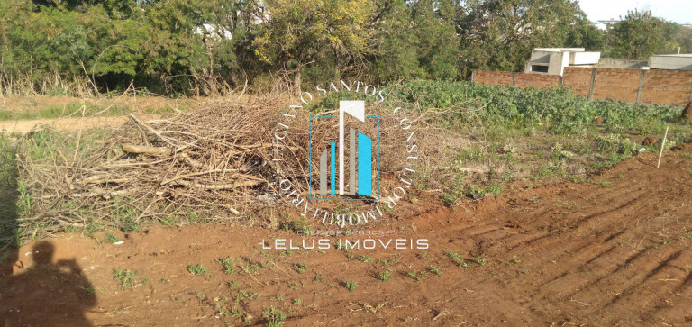 Imagem Terreno à Venda, 700 m² em Jardim Flamboyant Iii - Boituva Imagem Terreno à Venda, 700 m² em Jardim Flamboyant Iii - Boituva