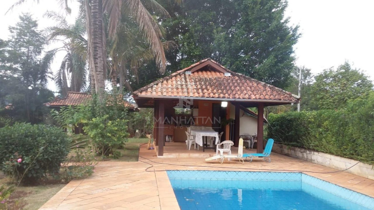 Imagem Imóvel com 3 Quartos à Venda, 340 m² em Loteamento Chácaras Vale Das Garças - Campinas Imagem Imóvel com 3 Quartos à Venda, 340 m² em Loteamento Chácaras Vale Das Garças - Campinas