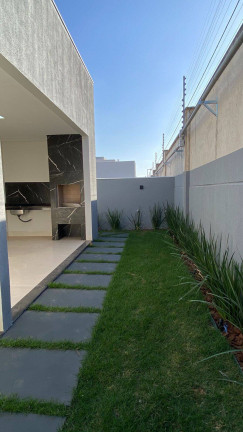Imagem Casa com 3 Quartos à Venda, 141 m² em Tijucal - Cuiabá Imagem Casa com 3 Quartos à Venda, 141 m² em Tijucal - Cuiabá
