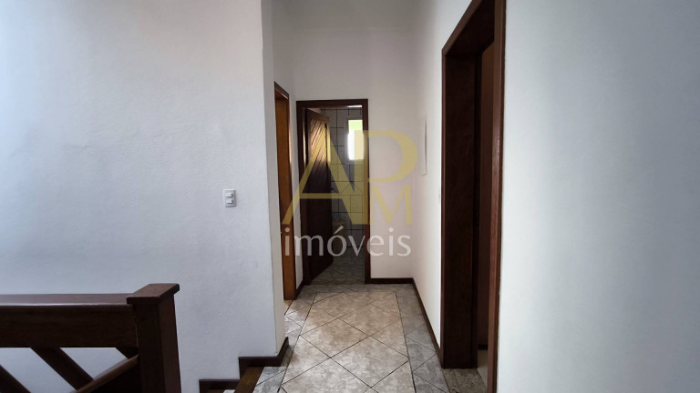 Imagem Casa com 3 Quartos à Venda, 300 m² em Praia João Rosa - Biguaçu Imagem Casa com 3 Quartos à Venda, 300 m² em Praia João Rosa - Biguaçu