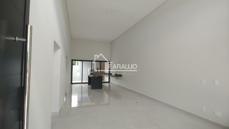 Imagem Imóvel com 3 Quartos à Venda, em Cajuru Do Sul - Sorocaba Imagem Imóvel com 3 Quartos à Venda, em Cajuru Do Sul - Sorocaba