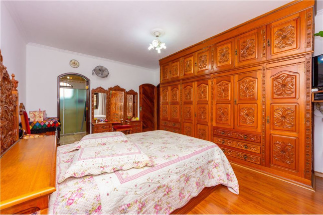 Imagem Casa com 4 Quartos à Venda, 274 m²