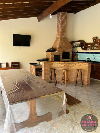 Imagem Sobrado com 6 Quartos à Venda, 375 m² em Centro - Ubatuba