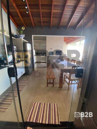 Imagem Casa com 3 Quartos à Venda, 216 m² em Parque Vista Alegre - Bauru Imagem Casa com 3 Quartos à Venda, 216 m² em Parque Vista Alegre - Bauru