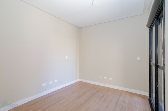 Imagem Casa de Condomínio com 3 Quartos à Venda, 125 m² em água Verde - Curitiba Imagem Casa de Condomínio com 3 Quartos à Venda, 125 m² em água Verde - Curitiba