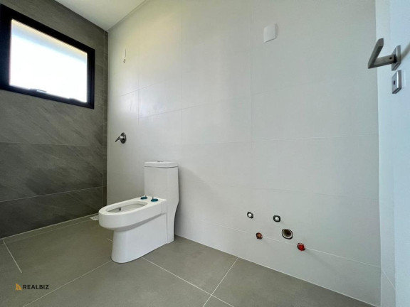 Imagem Casa com 3 Quartos à Venda, 360 m² em Palmas - Governador Celso Ramos Imagem Casa com 3 Quartos à Venda, 360 m² em Palmas - Governador Celso Ramos