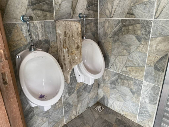 Imagem Casa com 1 Quarto à Venda, 450 m² em Jardim Ipitangas - Saquarema