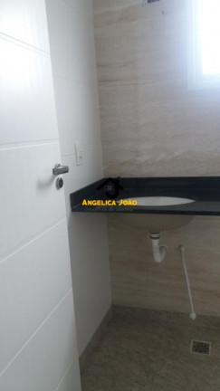 Imagem Casa de Condomínio com 3 Quartos à Venda, 210 m² em Vila Sao Jorge - São Vicente