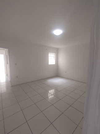 Imagem Casa com 3 Quartos à Venda, 209 m² em Jardim Rubi - Mogi Das Cruzes Imagem Casa com 3 Quartos à Venda, 209 m² em Jardim Rubi - Mogi Das Cruzes