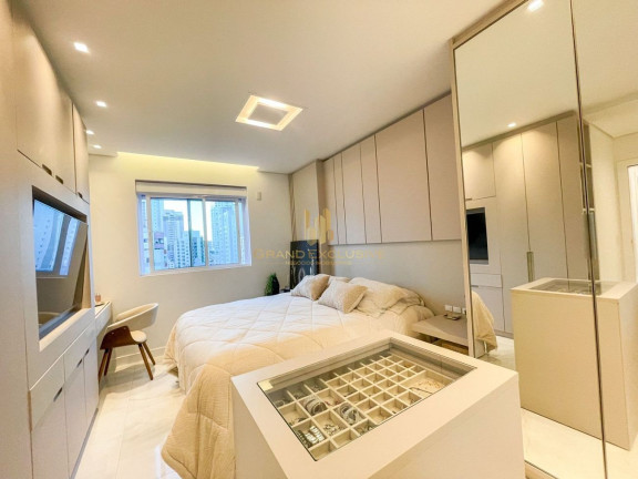 Imagem Apartamento com 3 Quartos à Venda, 125 m² em Centro - Balneário Camboriú