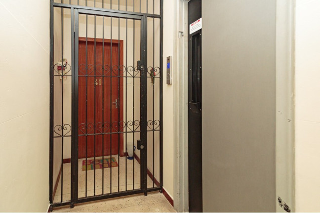 Imagem Apartamento com 3 Quartos à Venda, 97 m² em Azenha - Porto Alegre Imagem Apartamento com 3 Quartos à Venda, 97 m² em Azenha - Porto Alegre