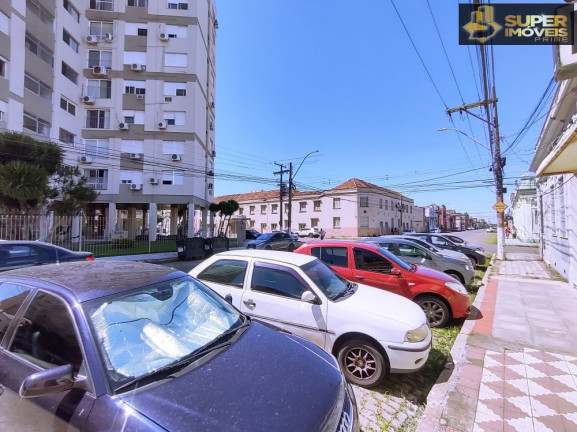 Imagem Casa com 5 Quartos à Venda, 235 m² em Centro - Pelotas Imagem Casa com 5 Quartos à Venda, 235 m² em Centro - Pelotas