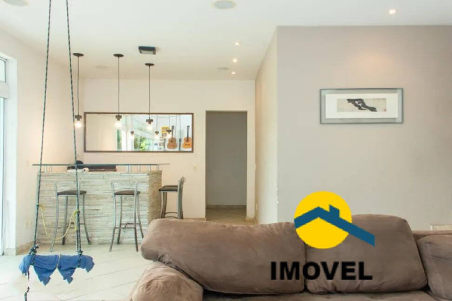 Imagem Casa com 4 Quartos à Venda, 550 m² em Itaipu - Niterói Imagem Casa com 4 Quartos à Venda, 550 m² em Itaipu - Niterói
