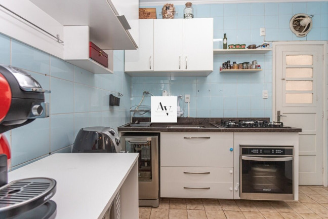 Imagem Apartamento com 3 Quartos à Venda, 110 m² em Santana - Porto Alegre Imagem Apartamento com 3 Quartos à Venda, 110 m² em Santana - Porto Alegre