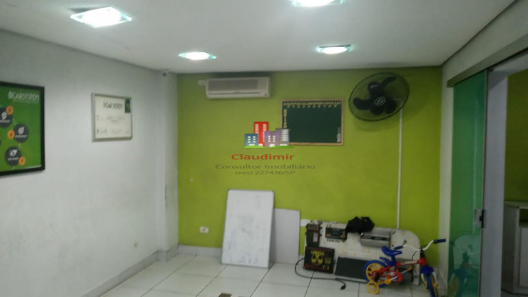 Imagem Galpão à Venda ou Locação, 250 m² em Vila Guilhermina - São Paulo