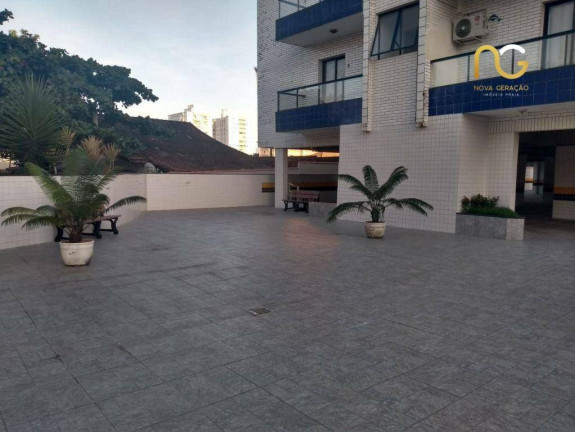 Imagem Kitnet com 1 Quarto à Venda, 38 m² em Vila Guilhermina - Praia Grande Imagem Kitnet com 1 Quarto à Venda, 38 m² em Vila Guilhermina - Praia Grande