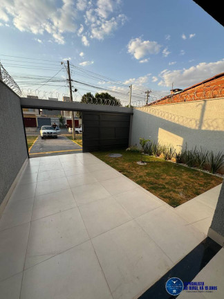 Imagem Casa com 3 Quartos à Venda, 180 m² em Goiá - Goiânia Imagem Casa com 3 Quartos à Venda, 180 m² em Goiá - Goiânia