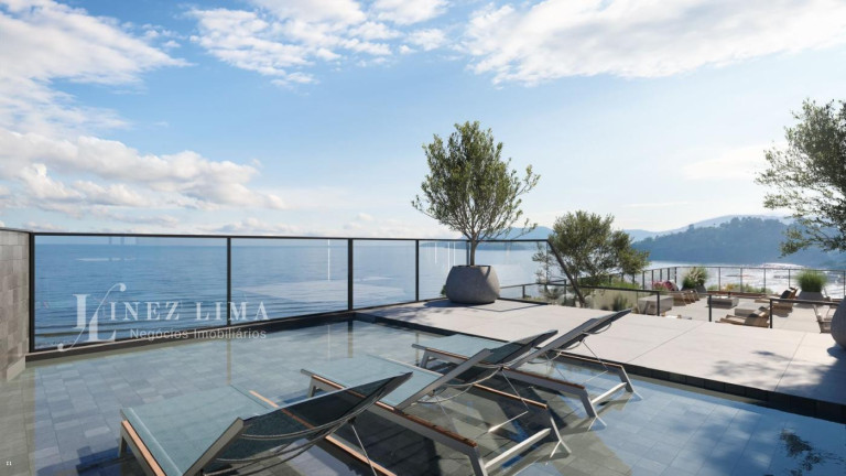 Imagem Imóvel com 4 Quartos à Venda, 166 m² em Pereque - Porto Belo