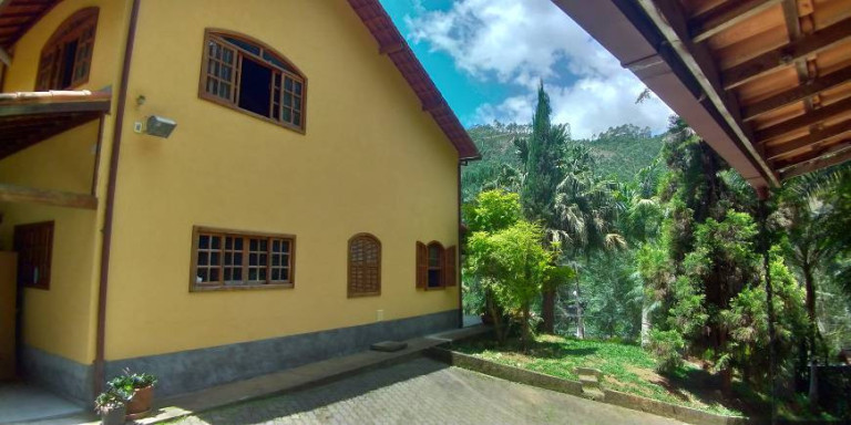 Imagem Casa com 3 Quartos à Venda, 2 m² em Córrego D'antas - Nova Friburgo Imagem Casa com 3 Quartos à Venda, 2 m² em Córrego D'antas - Nova Friburgo