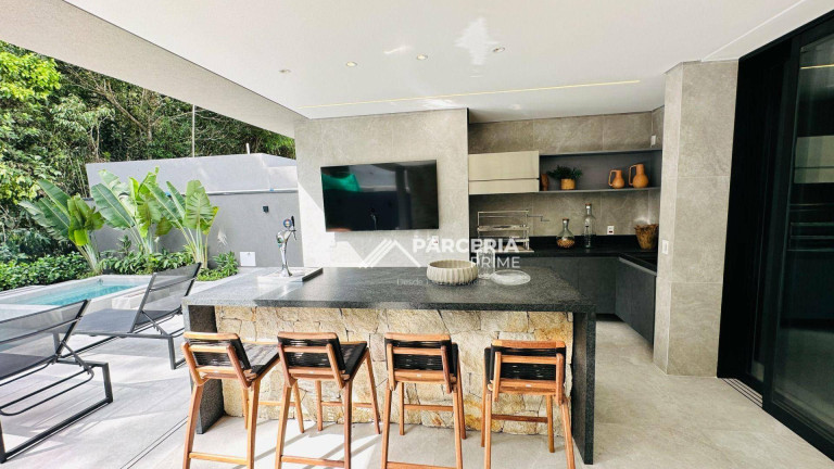 Imagem Casa com 6 Quartos à Venda, 380 m² em Riviera Módulo 11 - Bertioga Imagem Casa com 6 Quartos à Venda, 380 m² em Riviera Módulo 11 - Bertioga