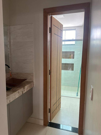 Imagem Sobrado com 4 Quartos à Venda, 280 m² em Goiânia Imagem Sobrado com 4 Quartos à Venda, 280 m² em Goiânia