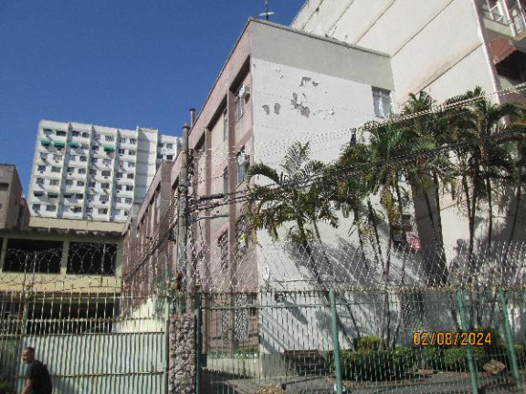 Foto do imóvel Imóvel com 2 Quartos à Venda, 50 m² em Meier - Rio De Janeiro Foto do imóvel Imóvel com 2 Quartos à Venda, 50 m² em Meier - Rio De Janeiro