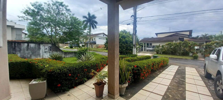 Imagem Casa com 3 Quartos para Alugar, em Ponta Negra - Manaus Imagem Casa com 3 Quartos para Alugar, em Ponta Negra - Manaus