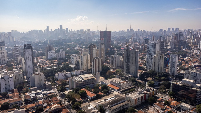 Imagem Terreno à Venda, em Pinheiros - São Paulo Imagem Terreno à Venda, em Pinheiros - São Paulo