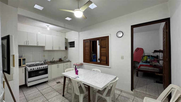 Imagem Casa com 2 Quartos à Venda, 10 m² em Maracanã - Praia Grande Imagem Casa com 2 Quartos à Venda, 10 m² em Maracanã - Praia Grande