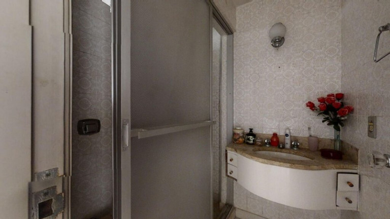 Imagem Imóvel com 3 Quartos à Venda, 116 m² em Copacabana - Rio De Janeiro Imagem Imóvel com 3 Quartos à Venda, 116 m² em Copacabana - Rio De Janeiro