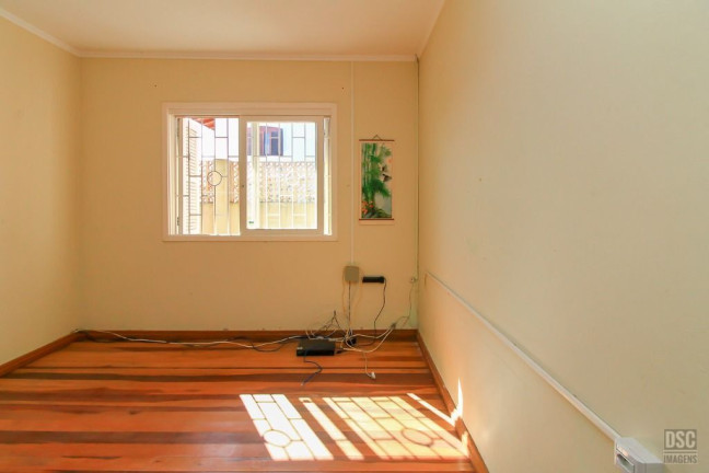 Imagem Casa com 3 Quartos à Venda, 139 m² em Ipanema - Porto Alegre Imagem Casa com 3 Quartos à Venda, 139 m² em Ipanema - Porto Alegre