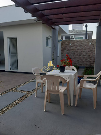 Imagem Casa com 3 Quartos à Venda, 187 m² em Pedra Branca - Palhoça Imagem Casa com 3 Quartos à Venda, 187 m² em Pedra Branca - Palhoça
