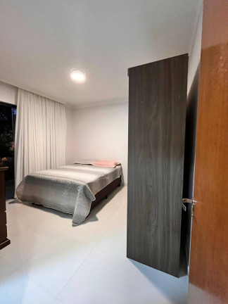Imagem Casa com 4 Quartos à Venda, em Campeche - Florianópolis Imagem Casa com 4 Quartos à Venda, em Campeche - Florianópolis