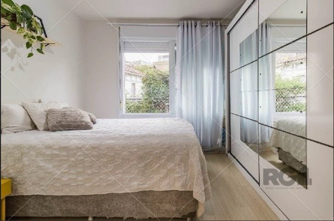 Imagem Apartamento com 2 Quartos à Venda, 99 m² em Centro Histórico - Porto Alegre Imagem Apartamento com 2 Quartos à Venda, 99 m² em Centro Histórico - Porto Alegre
