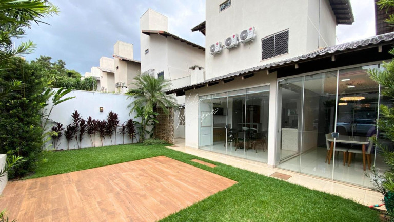 Imagem Sobrado com 4 Quartos para Alugar, 196 m² em Chácara Cachoeira - Campo Grande Imagem Sobrado com 4 Quartos para Alugar, 196 m² em Chácara Cachoeira - Campo Grande