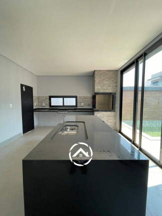 Casa com 3 Quartos à Venda, 380 m² em Petrópolis - Várzea Grande