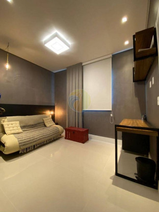 Imagem Apartamento com 3 Quartos à Venda, 131 m² em Centro - Balneário Camboriú Imagem Apartamento com 3 Quartos à Venda, 131 m² em Centro - Balneário Camboriú