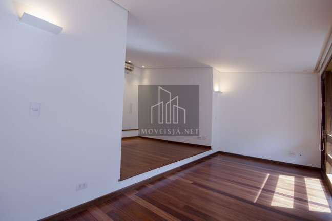 Imagem Casa com 4 Quartos à Venda, 547 m² em Alphaville Residencial Um - Barueri Imagem Casa com 4 Quartos à Venda, 547 m² em Alphaville Residencial Um - Barueri