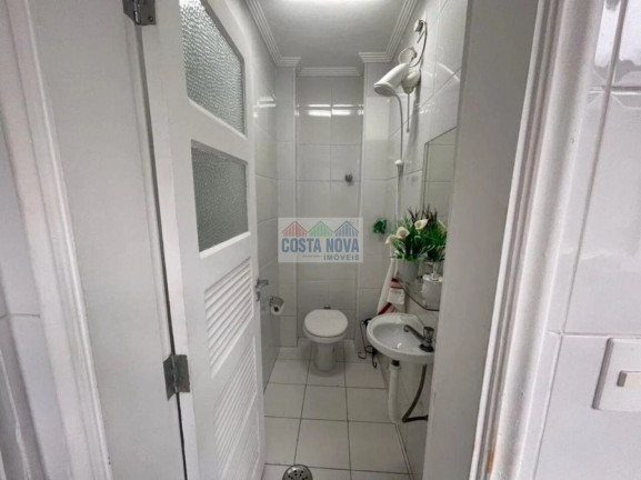 Imagem Apartamento com 3 Quartos à Venda, 221 m²