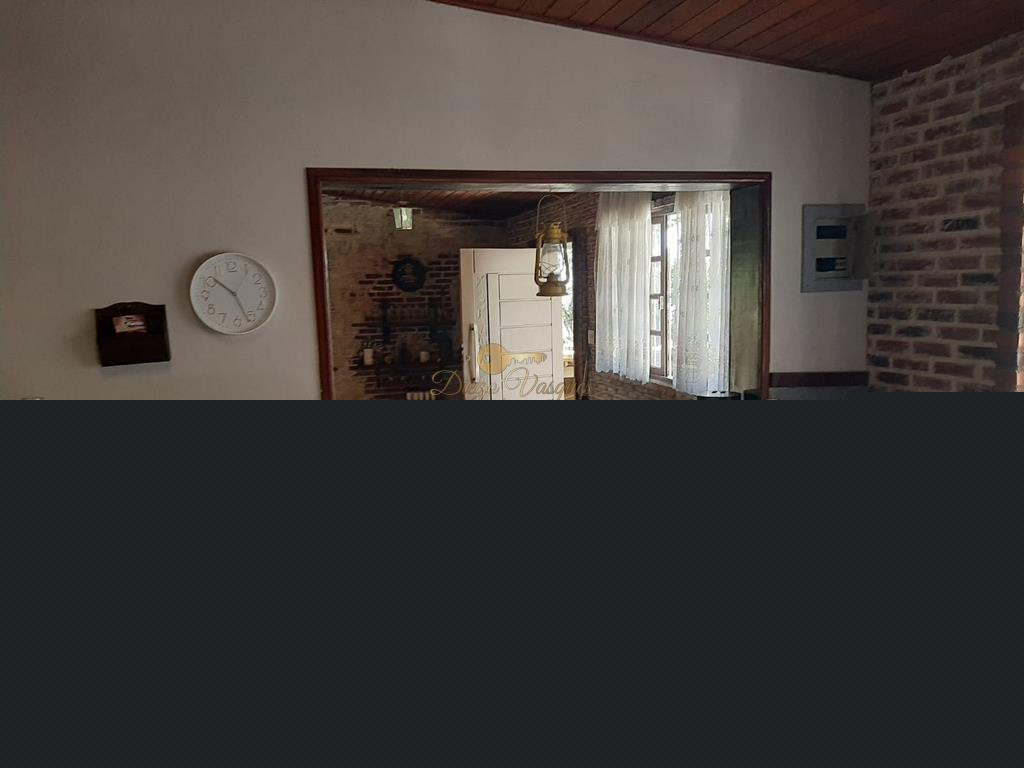 Imagem Casa com 4 Quartos à Venda, 300 m² em Várzea Alegre - Guapimirim Imagem Casa com 4 Quartos à Venda, 300 m² em Várzea Alegre - Guapimirim